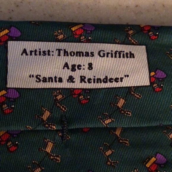 Jos. A Bank Christmas Tie🎄 - Picture 4 of 4